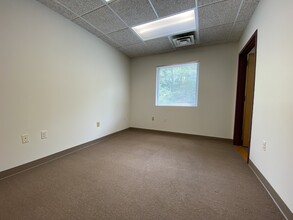 4400 Old William Penn Hwy, Monroeville, PA à louer Photo de l’immeuble– Image 1 sur 2