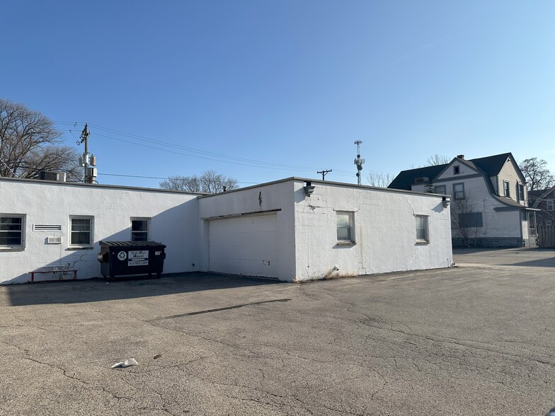 210 N Longwood St, Rockford, IL à vendre - Photo de l’immeuble – Image 2 sur 9