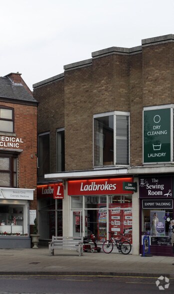 24 The Sq, Market Harborough à vendre - Photo principale – Image 1 sur 2