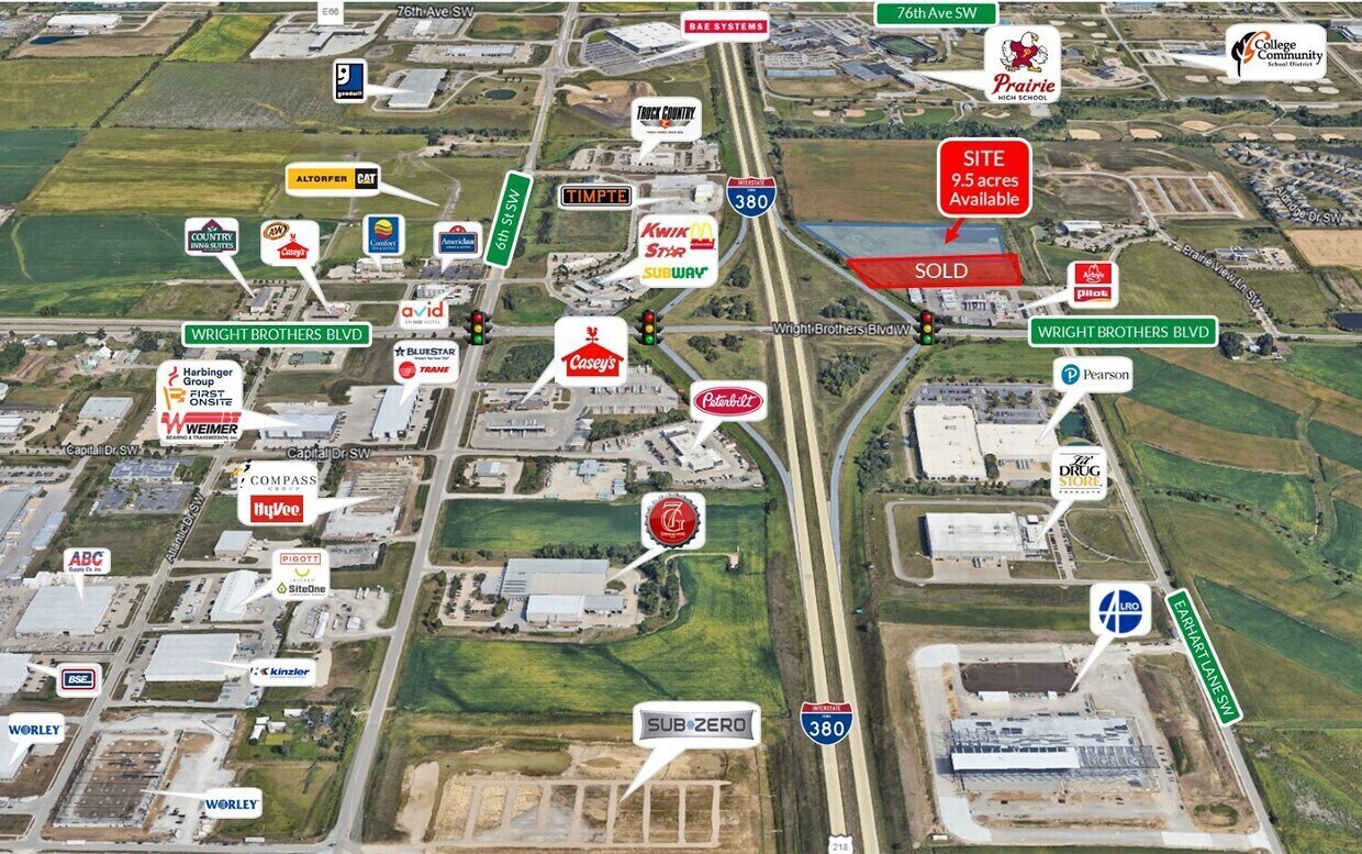 8720 Stacey Ln SW, Cedar Rapids, IA à vendre Photo de l’immeuble– Image 1 sur 4