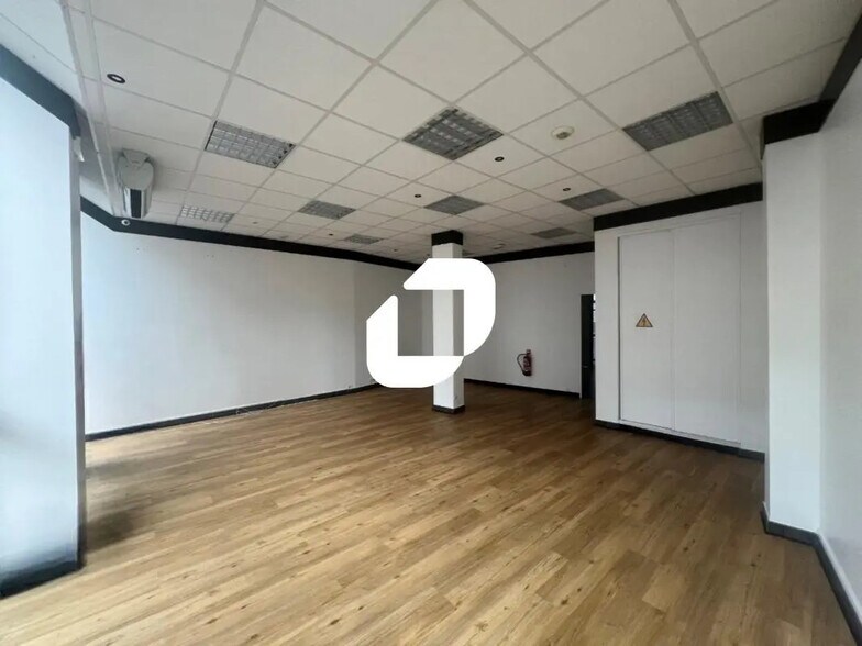 240 Rue De Paris, Douai à louer - Photo de l’immeuble – Image 1 sur 9