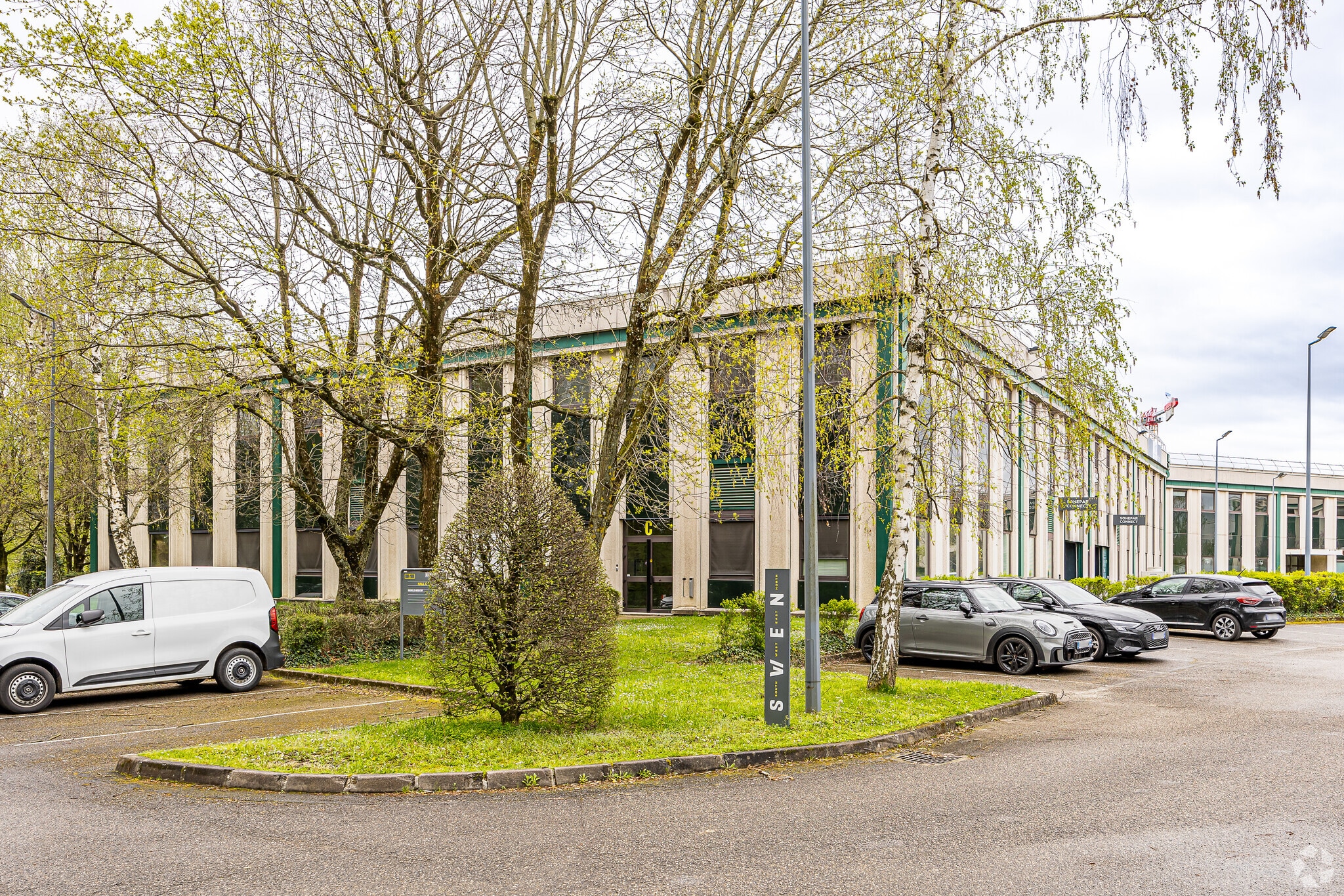 Bureau dans Limonest à louer Photo principale– Image 1 sur 8