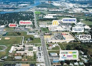 7819 Palm River Rd, Tampa, FL à louer Photo de l’immeuble– Image 1 sur 1