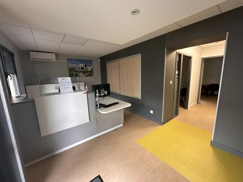 Bureau dans Angers à louer - Photo de l’immeuble – Image 2 sur 8