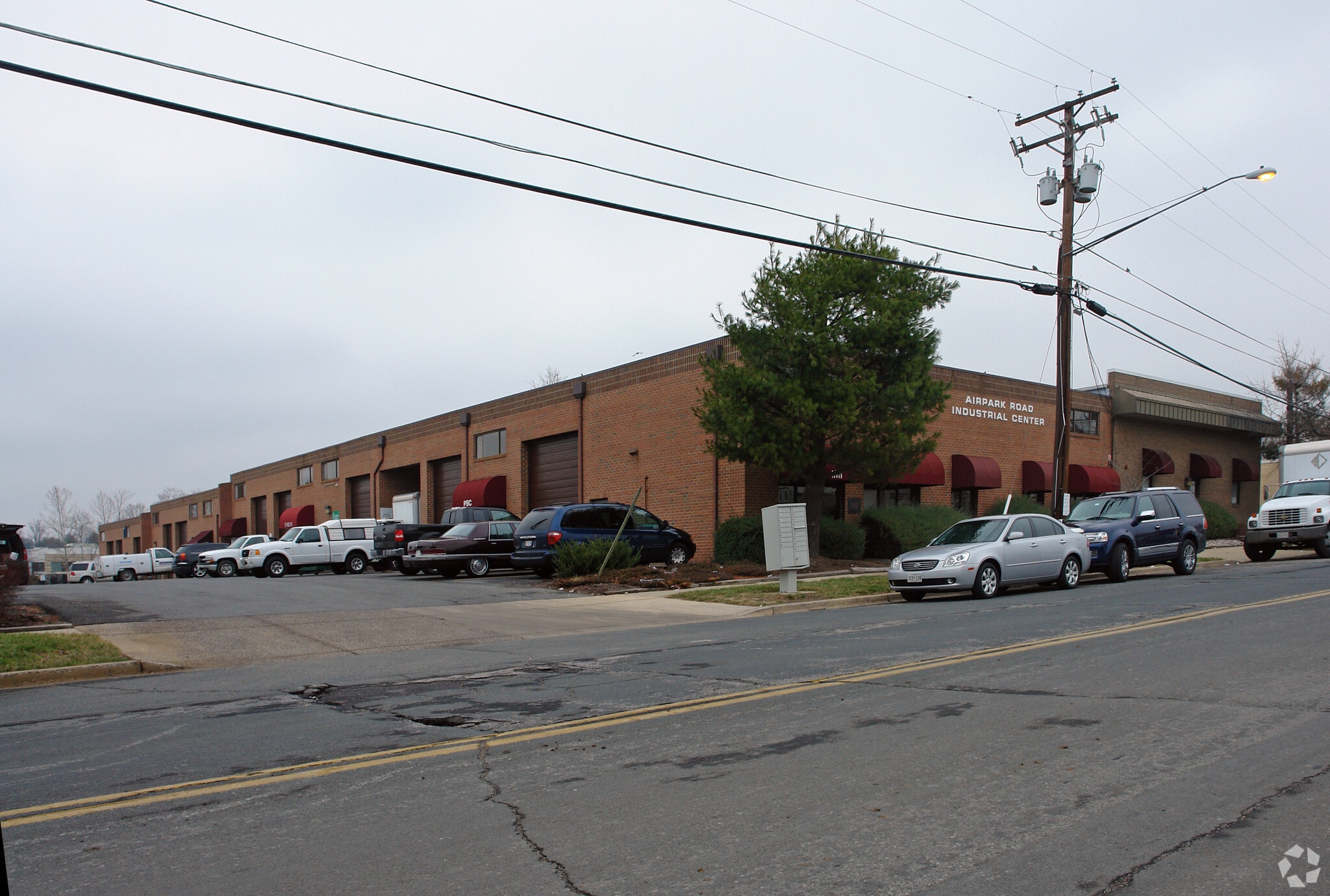 7841-7845 Airpark Rd, Gaithersburg, MD à louer Photo principale– Image 1 sur 8