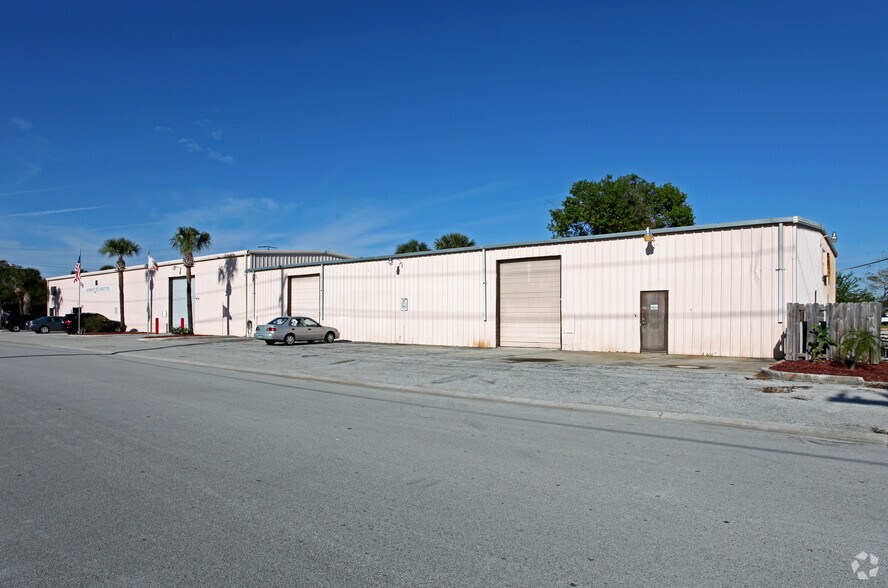 1605 Lake St, Melbourne, FL à vendre - Photo de l’immeuble – Image 2 sur 2