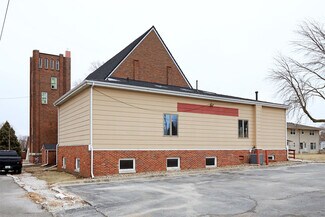 Plus de détails pour 302 S 2nd St, Polk City, IA - Spécialisé à vendre