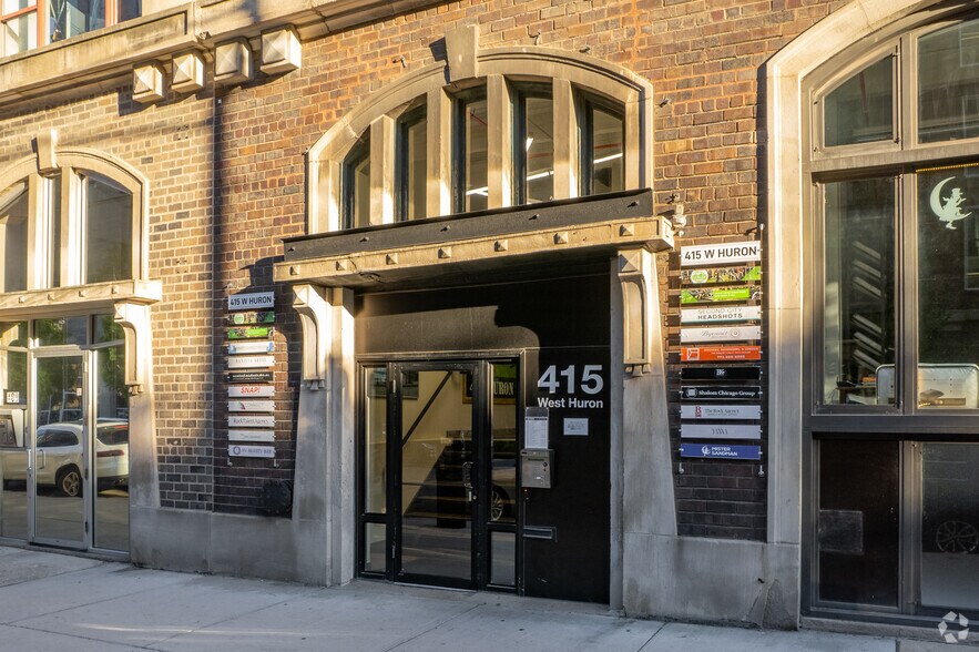 415 W Huron St, Chicago, IL à louer - Photo de l’immeuble – Image 2 sur 13