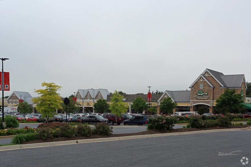 18101-18181 Town Center Dr, Olney, MD à louer - Photo de l’immeuble – Image 1 sur 5