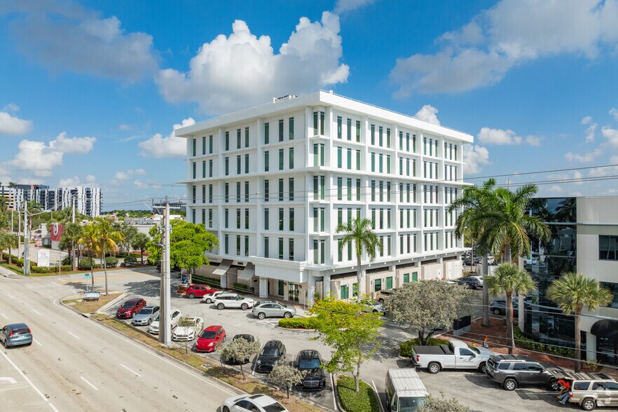 2601 E Oakland Park Blvd, Fort Lauderdale, FL à louer - Photo de l’immeuble – Image 1 sur 14