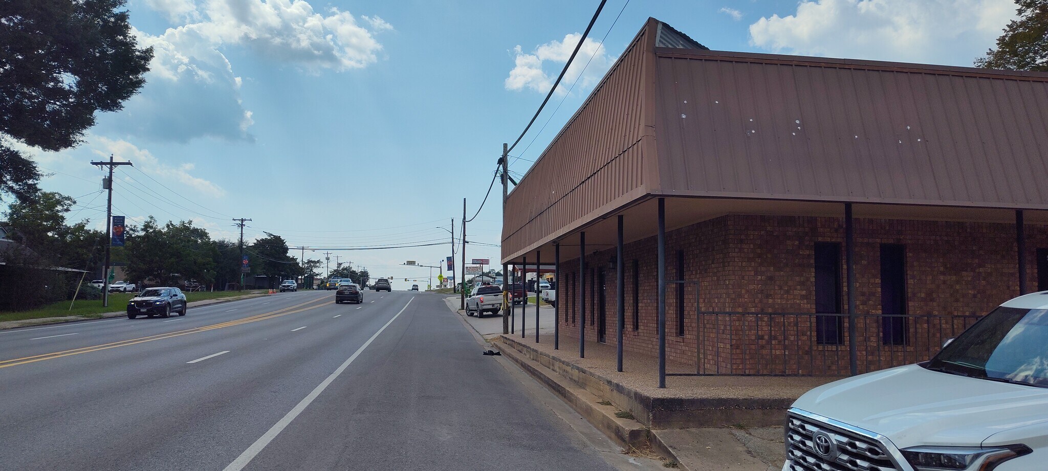 510 W Church St, Livingston, TX à vendre Photo principale– Image 1 sur 12