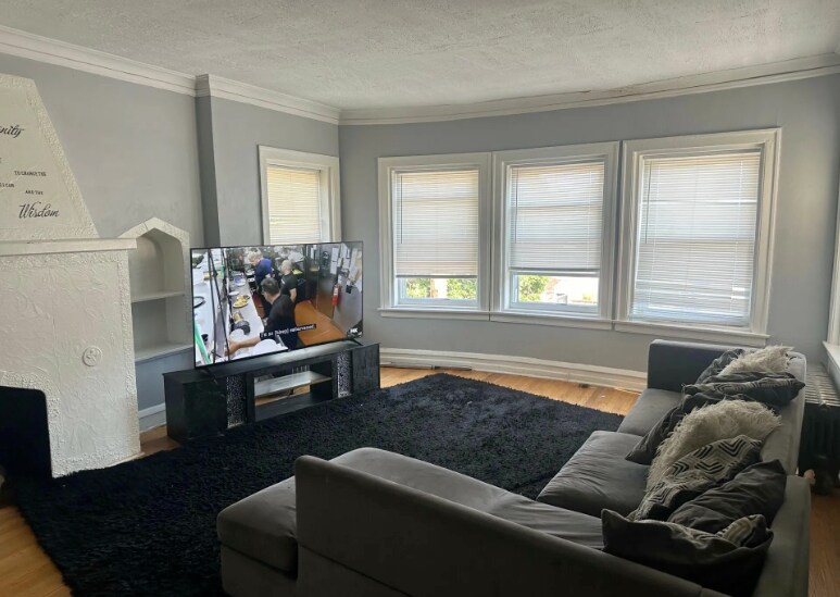 949 E 84th St, Chicago, IL à vendre - Photo de l’immeuble – Image 2 sur 4