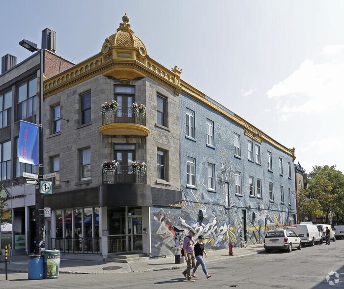 1302 Av du Mont-Royal E, Montréal, QC à louer - Photo de l’immeuble – Image 3 sur 3