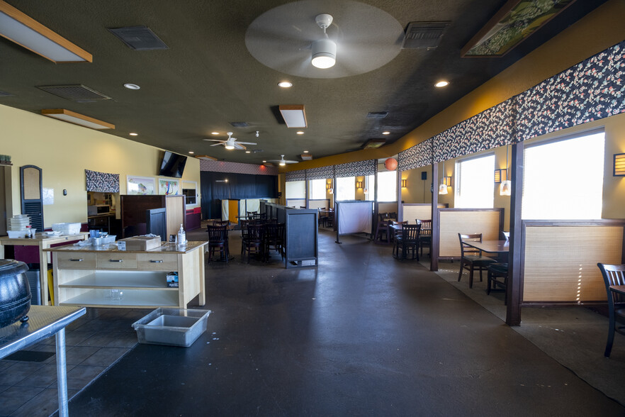 54850 29 Palms Hwy, Yucca Valley, CA à louer - Photo intérieure – Image 3 sur 8