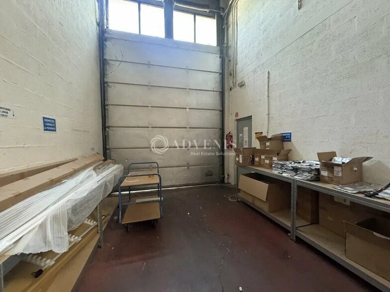 Local d’activités dans Villepinte à louer - Photo intérieure – Image 3 sur 8