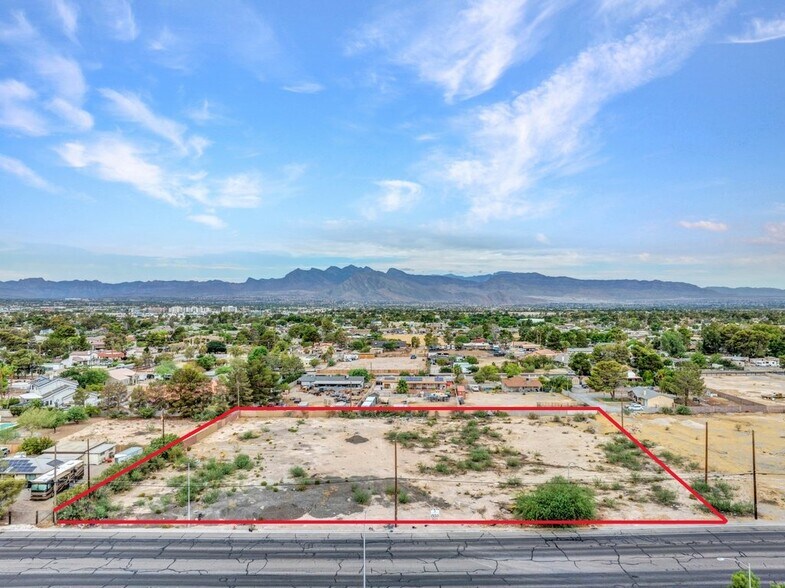 00 N. Jones and off Gowan, Las Vegas, NV à vendre - Photo de l’immeuble – Image 1 sur 17