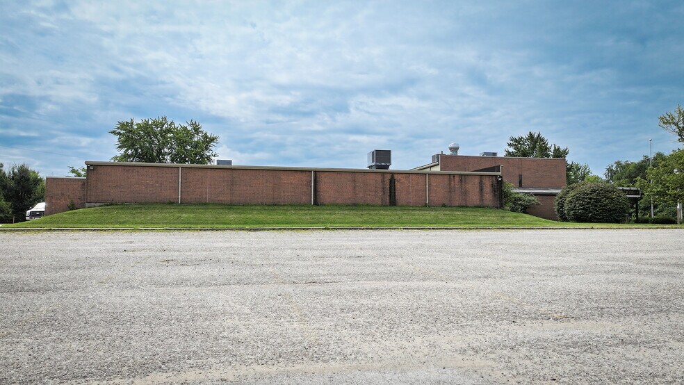 2882 N Dinneen St, Decatur, IL à vendre - Photo de l’immeuble – Image 3 sur 12