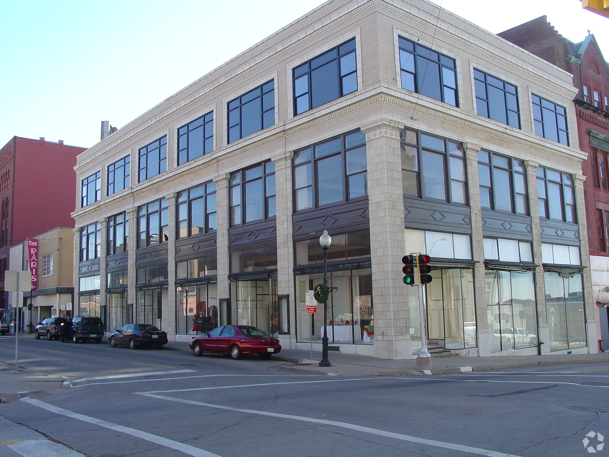 600-602 Felix St, Saint Joseph, MO à vendre Photo principale– Image 1 sur 7