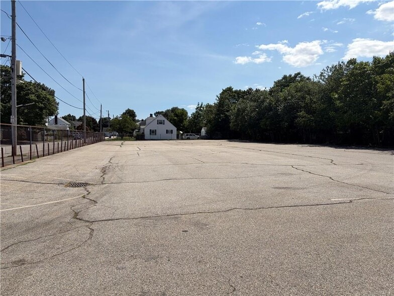 0 Littlefield Street, Pawtucket, RI à vendre - Photo principale – Image 1 sur 1