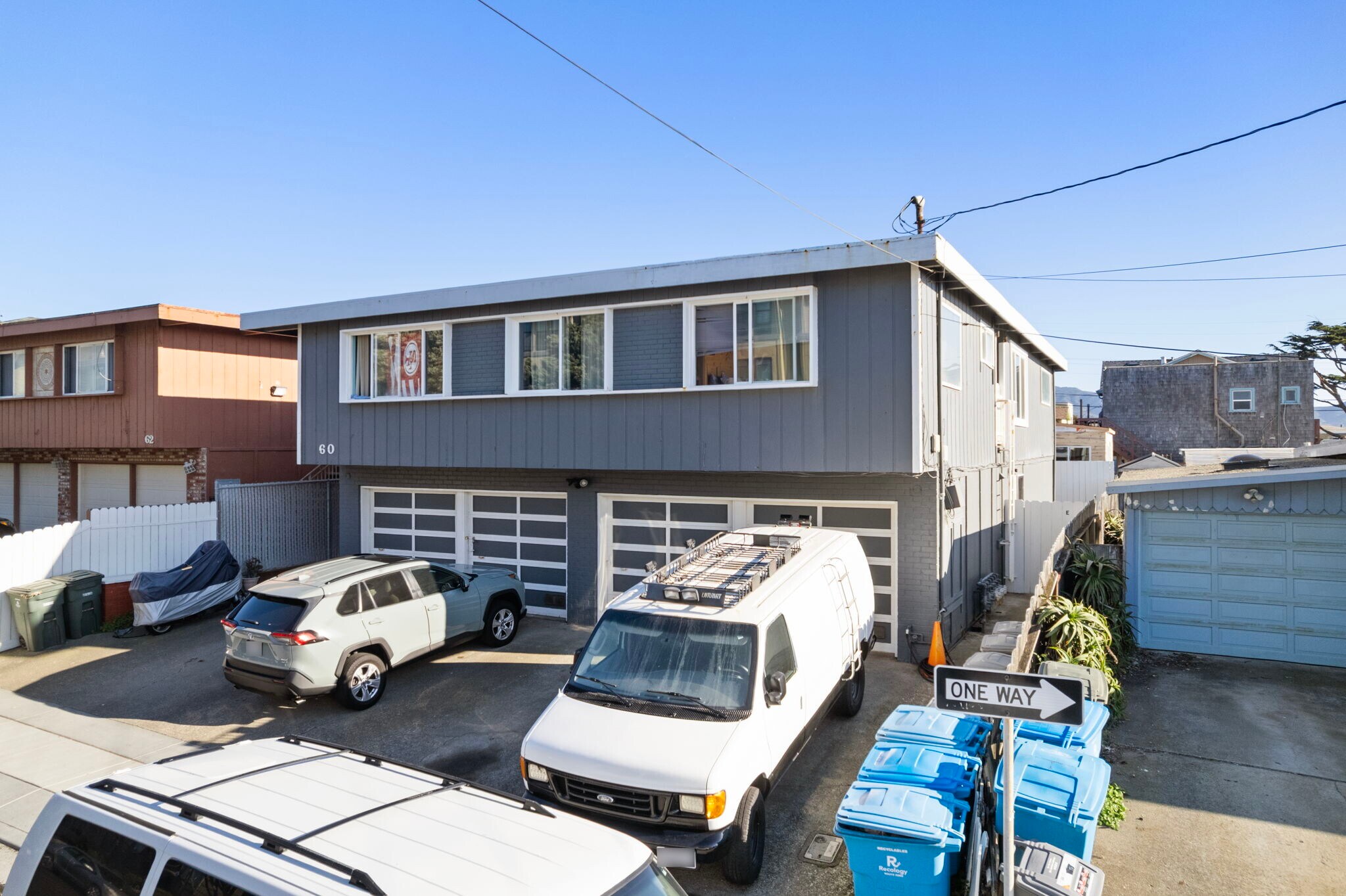 60 Paloma Ave, Pacifica, CA à vendre Photo principale– Image 1 sur 11