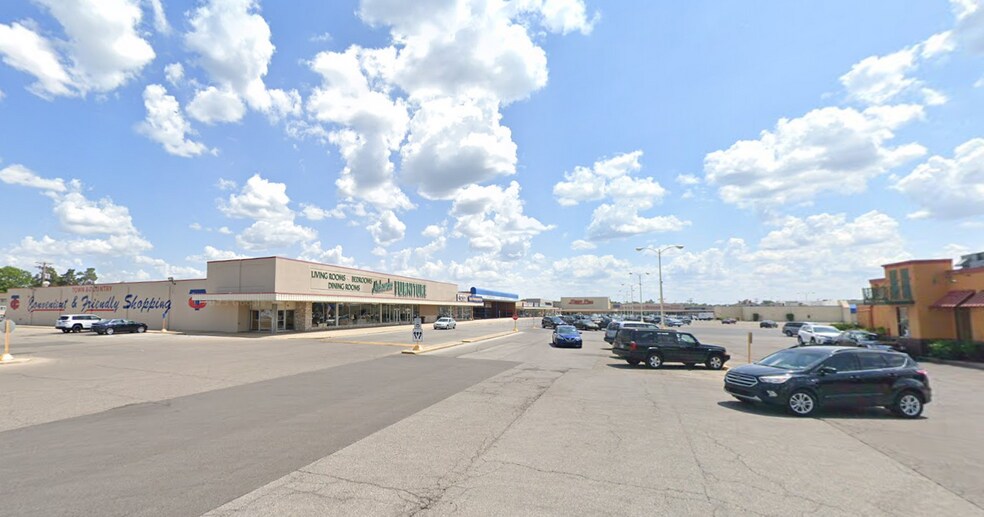 822 W McKinley Ave, Mishawaka, IN à vendre - Photo de l’immeuble – Image 3 sur 10