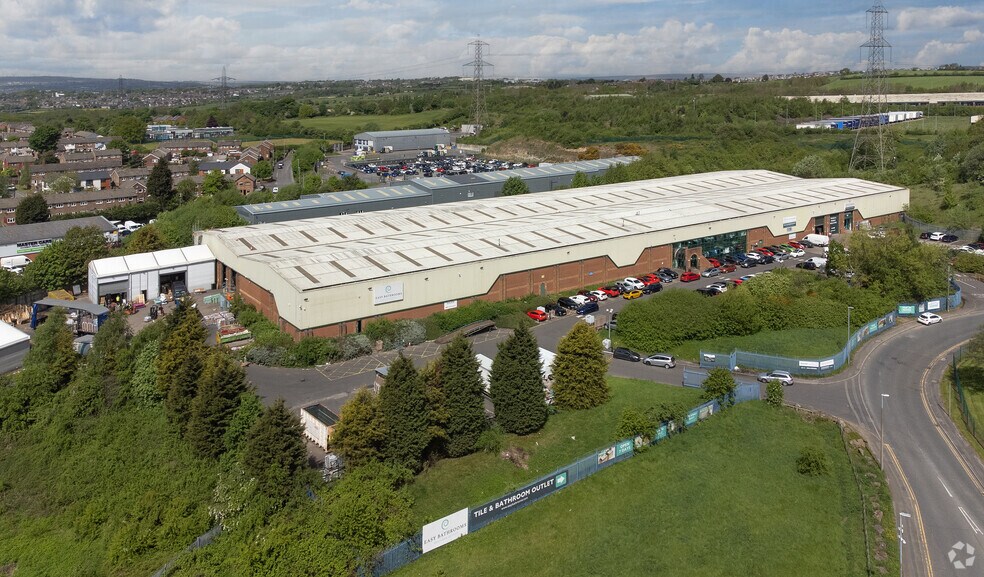 Oakwell Way, Birstall à louer - Photo principale – Image 1 sur 10