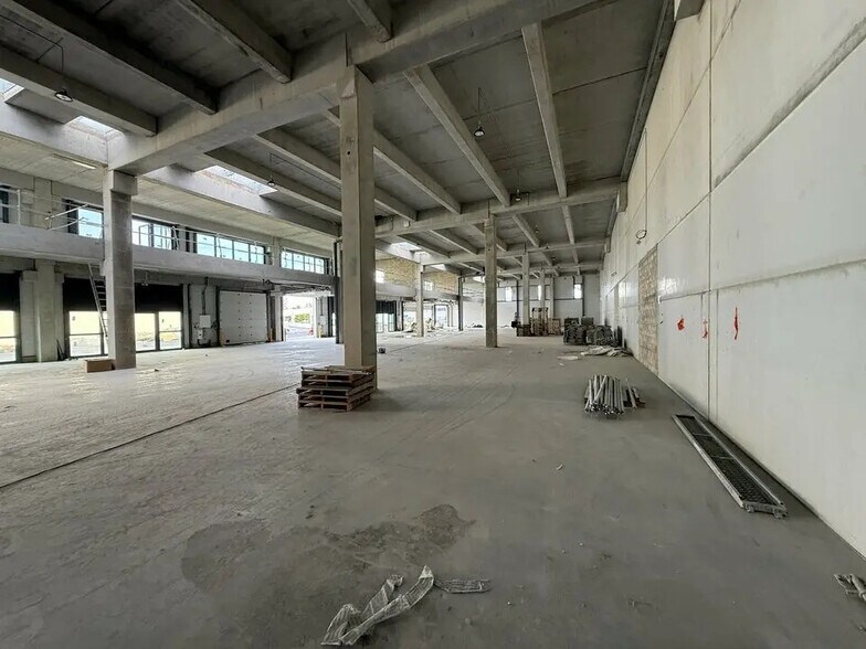 42 Rue Benoit Frachon, Bobigny à louer - Photo de l’immeuble – Image 2 sur 6
