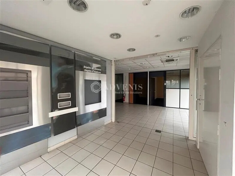 Local commercial dans Le Mans à vendre - Photo de l’immeuble – Image 3 sur 6