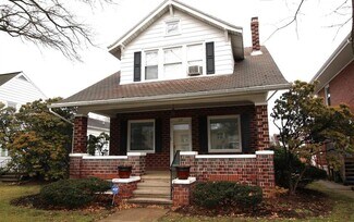 Plus de détails pour 219 E Lancaster Ave, Shillington, PA - Bureau à vendre