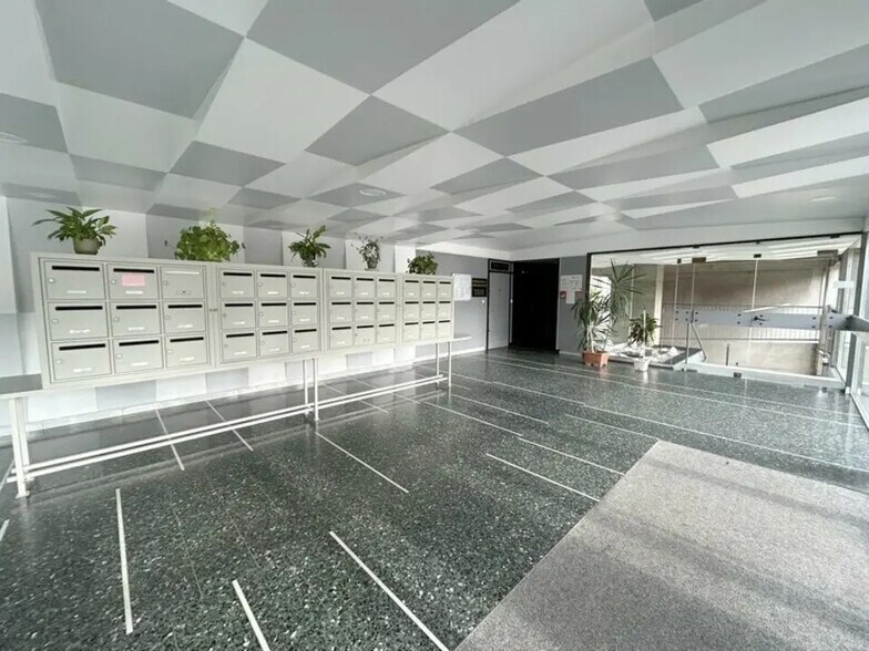 Bureau dans Nancy à vendre - Photo de l’immeuble – Image 3 sur 11