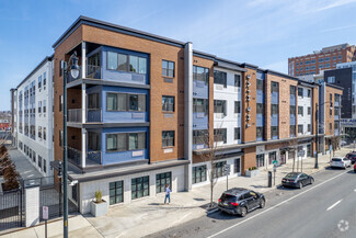 Plus de détails pour 107 N 7th St, Allentown, PA - Local commercial à louer