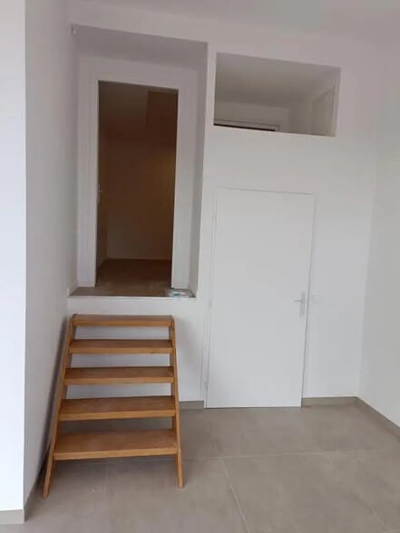 Bureau dans Antibes à louer - Photo de l’immeuble – Image 3 sur 5