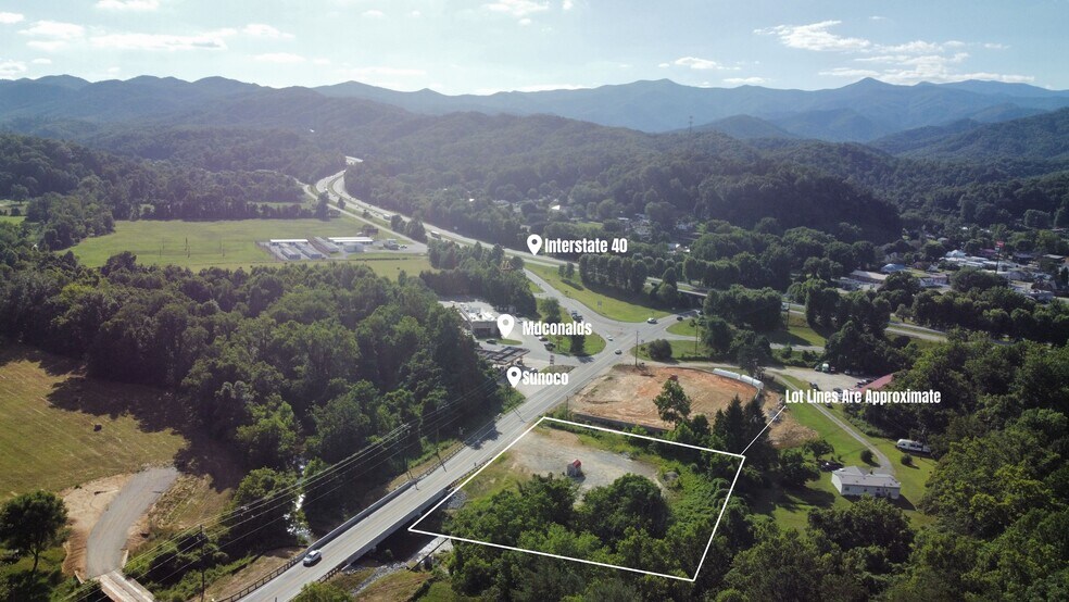 611 Bat Cave Rd, Old Fort, NC à vendre - Aérien – Image 3 sur 7