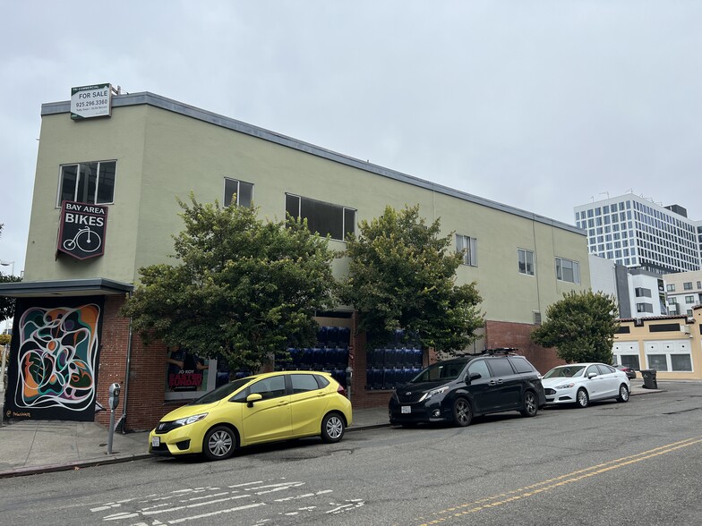 2400 Broadway, Oakland, CA à louer - Photo principale – Image 1 sur 24