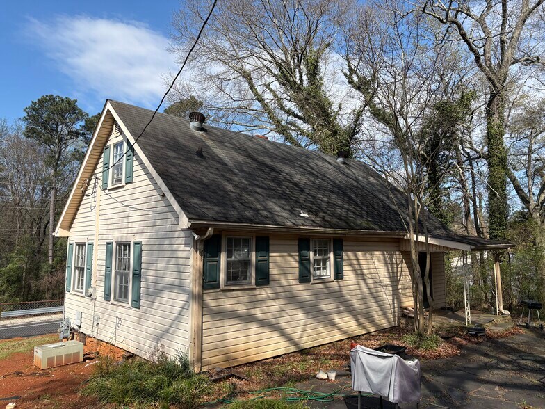 115 Barnett Shoals Rd, Athens, GA à vendre - Photo de l’immeuble – Image 3 sur 5