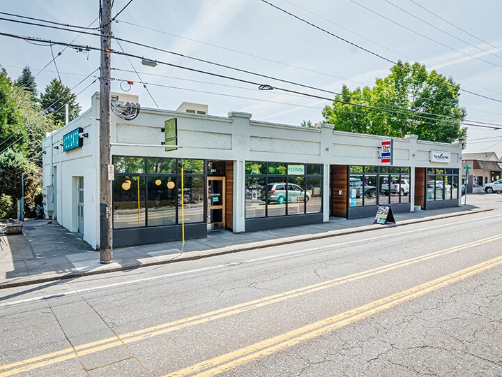 6030-6050 SE Division St, Portland, OR à vendre - Photo de l’immeuble – Image 1 sur 23