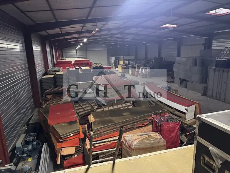 Industriel/Logistique dans Fontenay-Trésigny à vendre - Photo intérieure – Image 2 sur 6