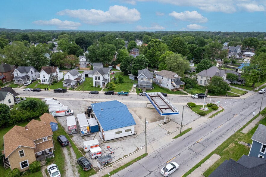 602 S Jefferson St, Huntington, IN à vendre - Photo de l’immeuble – Image 1 sur 40