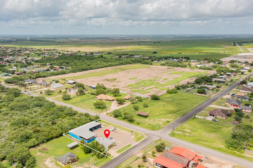 1606 La Fuente Dr, Penitas, TX à vendre - Photo de l’immeuble – Image 3 sur 12