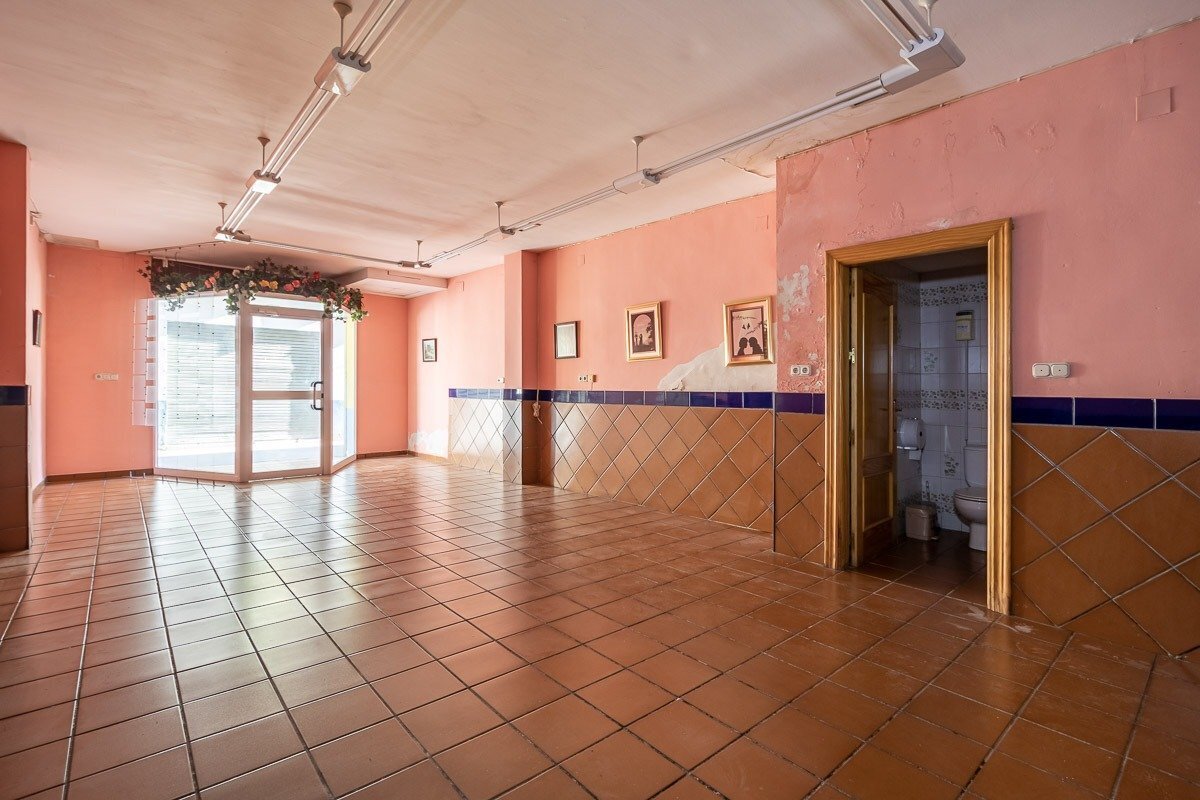 Local commercial dans Ogíjares à vendre Photo de l’immeuble– Image 1 sur 10