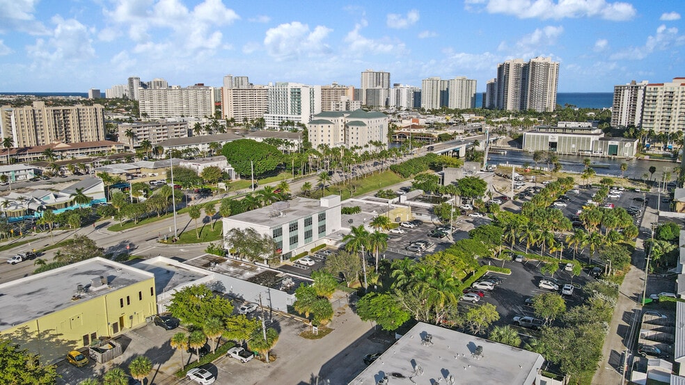 2856 E Oakland Park Blvd, Fort Lauderdale, FL à louer - Aérien – Image 2 sur 11