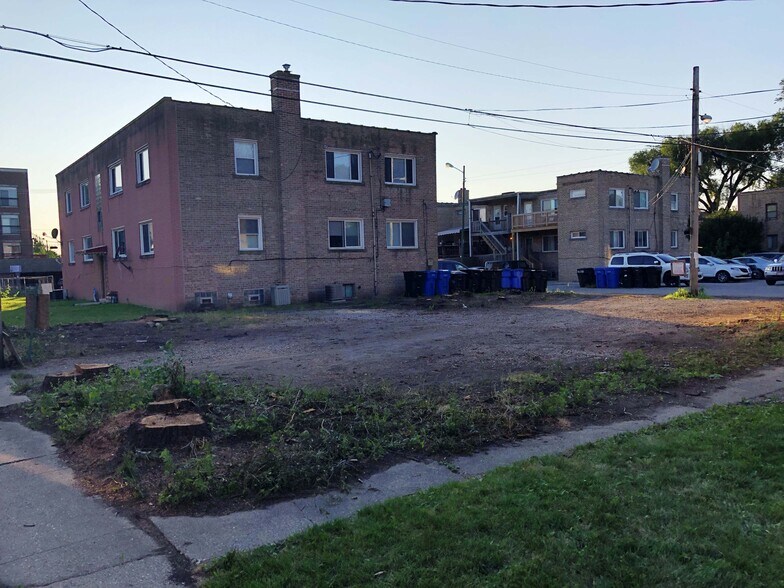 2441 W. Summerdale Ave., Chicago, IL à vendre - Photo de l’immeuble – Image 3 sur 3