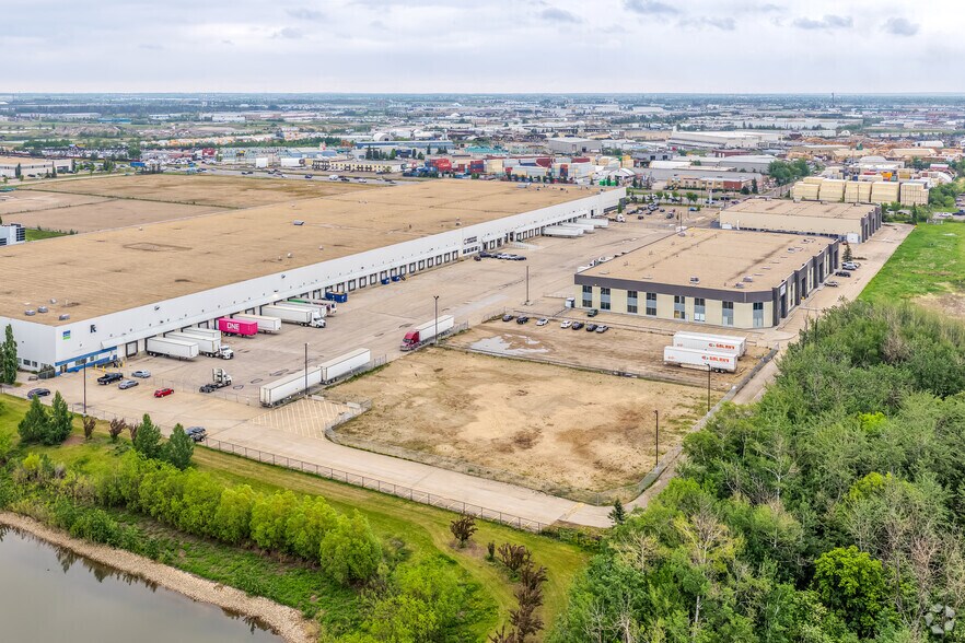 12810 170 St NW, Edmonton, AB à louer - Aérien – Image 2 sur 2