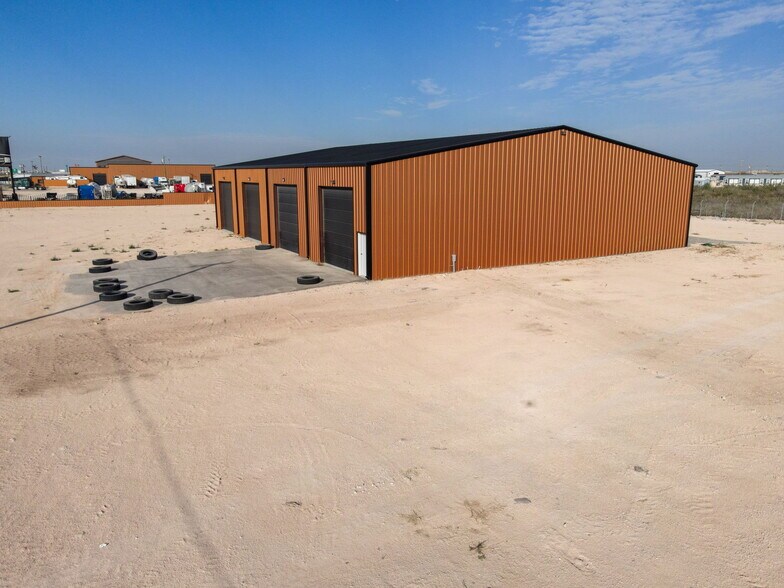 13810 W I-20, Odessa, TX à vendre - Photo de l’immeuble – Image 2 sur 14