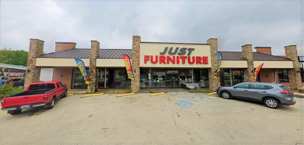 134 Baltimore Pike, Springfield, PA à vendre - Photo de l’immeuble – Image 2 sur 5