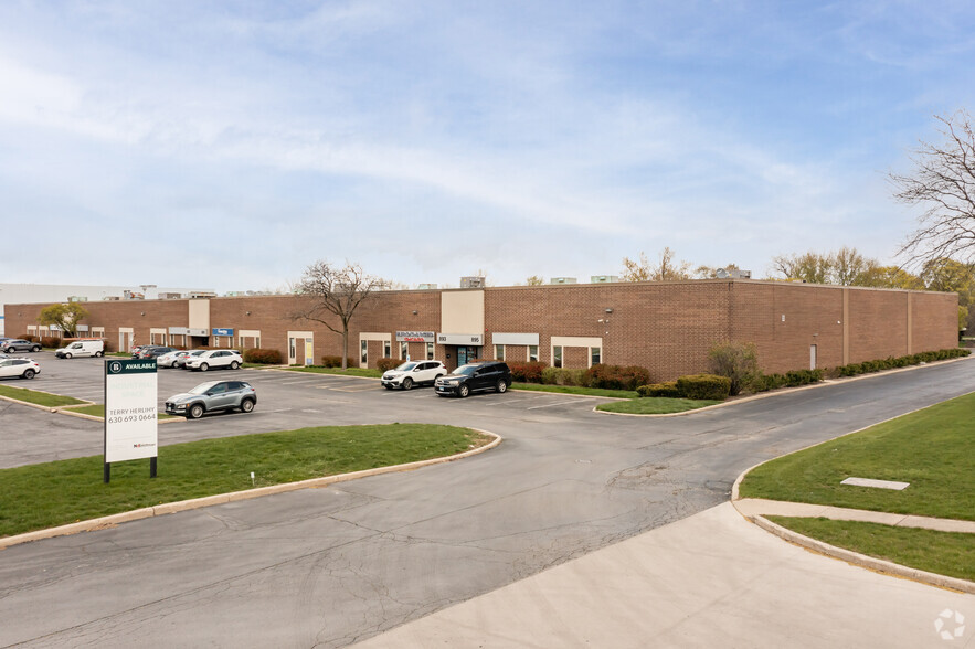 873-895 Cambridge Dr, Elk Grove Village, IL à louer - Photo de l’immeuble – Image 3 sur 6
