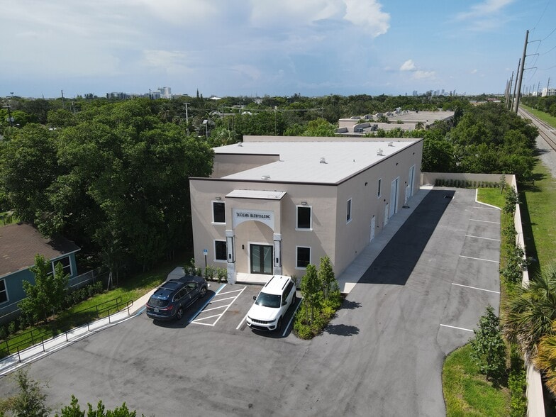 684 SW 7th Ter, Dania Beach, FL à louer - Aérien – Image 3 sur 9
