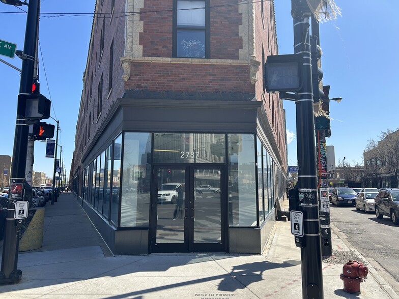 2787 N Milwaukee Ave, Chicago, IL à louer - Photo de l’immeuble – Image 2 sur 6