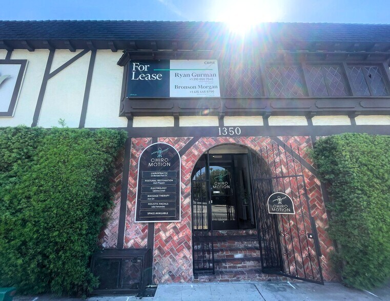 1350 N Highland Ave, Los Angeles, CA à louer - Photo de l’immeuble – Image 2 sur 8