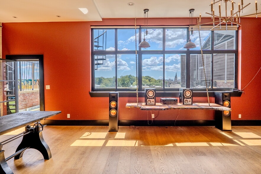 231 Norman Ave, Brooklyn, NY à vendre - Photo intérieure – Image 3 sur 19